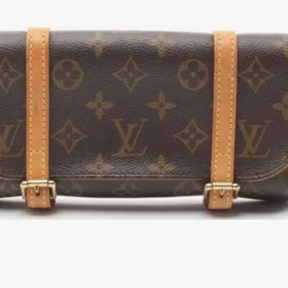 Louis Vuitton Monogram Fanny Pack